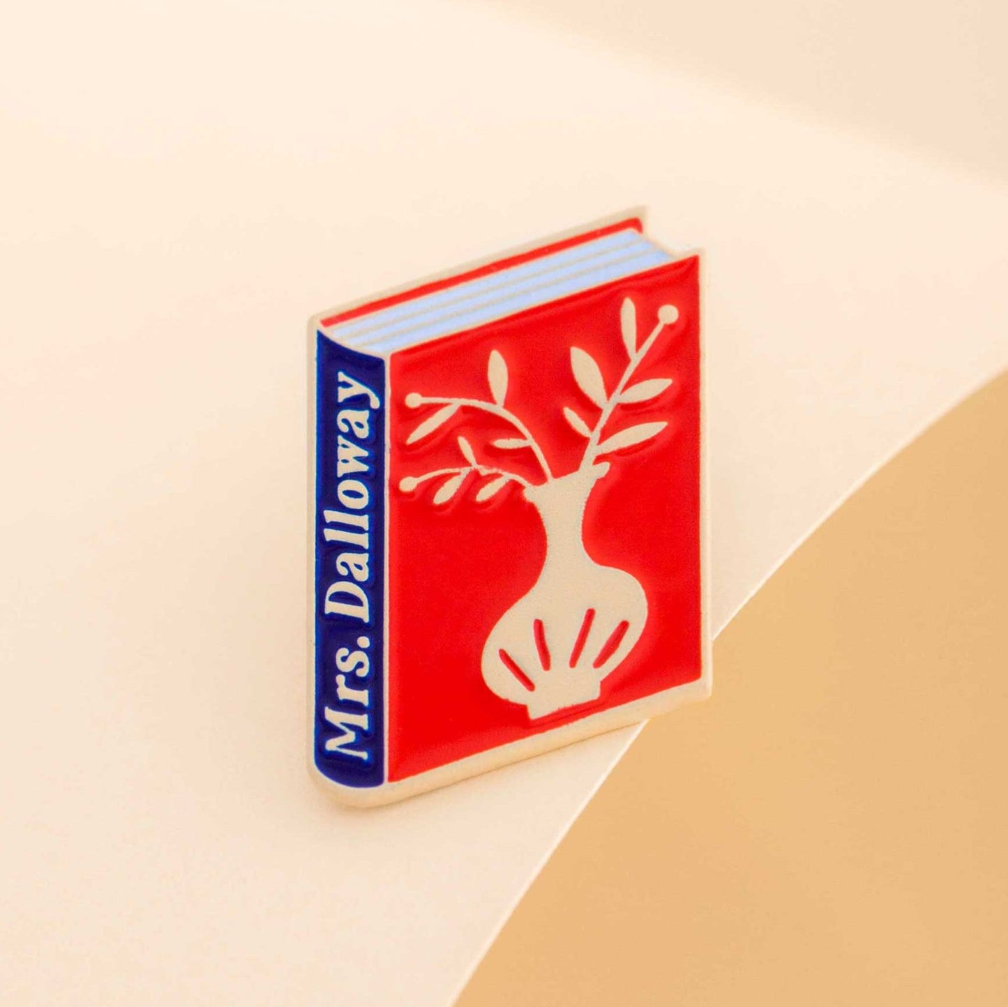 Mrs. Dalloway Book Pin by Virginia Woolf